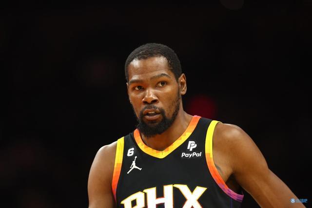 深陷于欠薪 深陷于欠薪