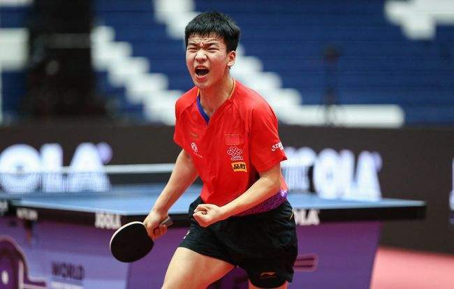 射地过度尊 射地过度尊